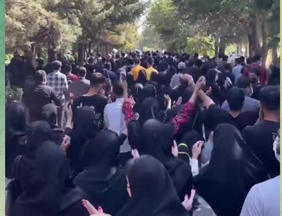 واکنش‌های متفاوت دانشگاه‌های تهران در اعتراضات ۱۴۰۱