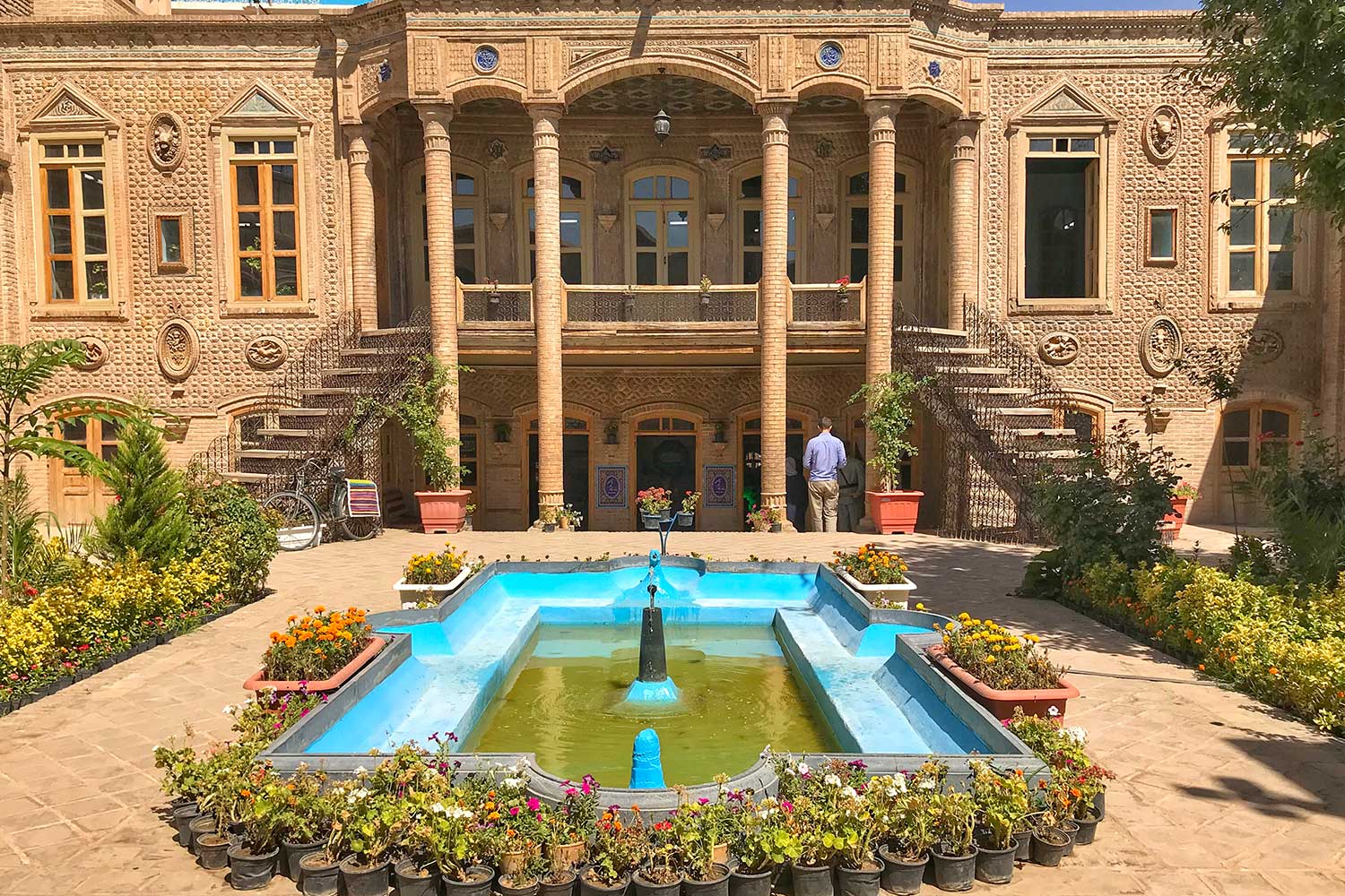 معرفی جاذبههای خانه تاریخی داروغه مشهد معرفی جاذبههای خانه تاریخی داروغه مشهد