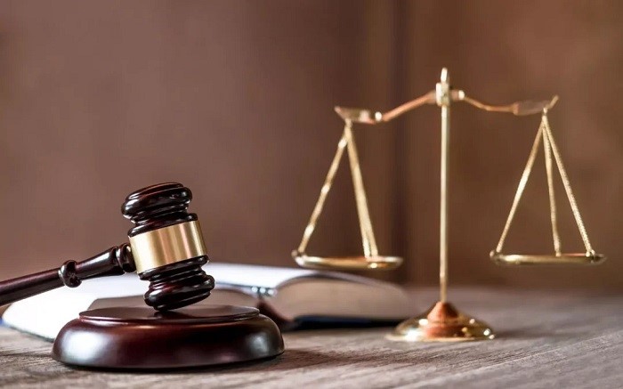 ۱۰ ویژگی یک وکیل دیه ۱۰ ویژگی یک وکیل دیه