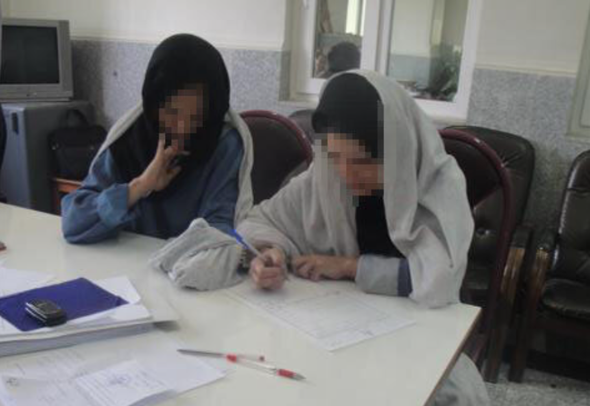 بازداشت دو خواهر به جرم فروش دختر ۴ ساله