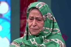 فیلم/واکنش مادر مهرداد میناوند موقع شنیدن صدای پسرش