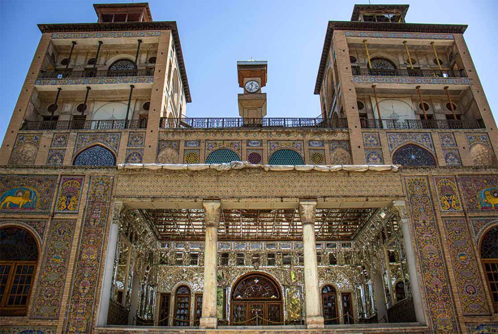 با ویژگی ها و جاذبه های گردشگری کاخ گلستان آشنا شوید با ویژگی ها و جاذبه های گردشگری کاخ گلستان آشنا شوید