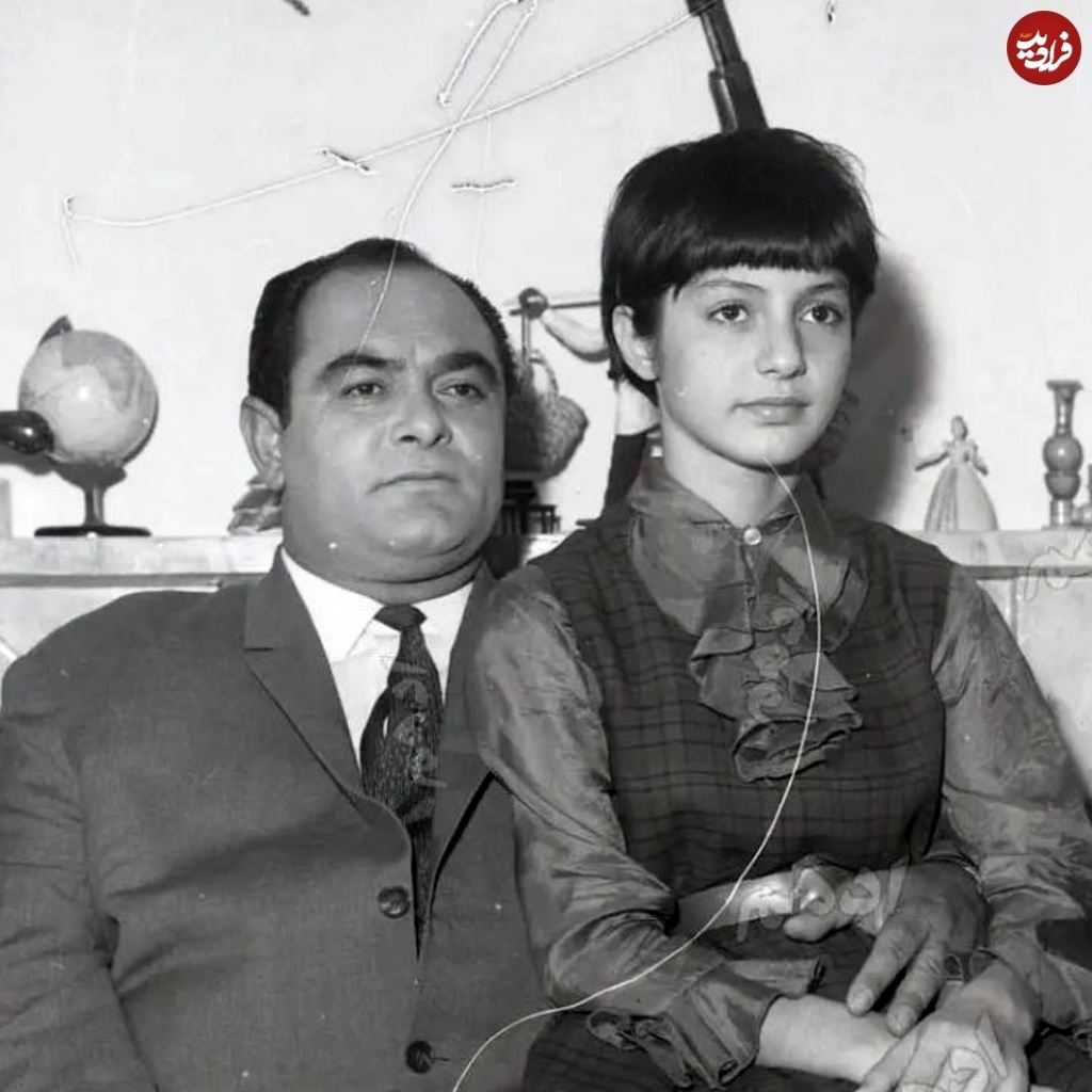 عکس/ چهره خاص گوگوش در کنار پدرش ۶۴ سال پیش عکس/ چهره خاص گوگوش در کنار پدرش ۶۴ سال پیش