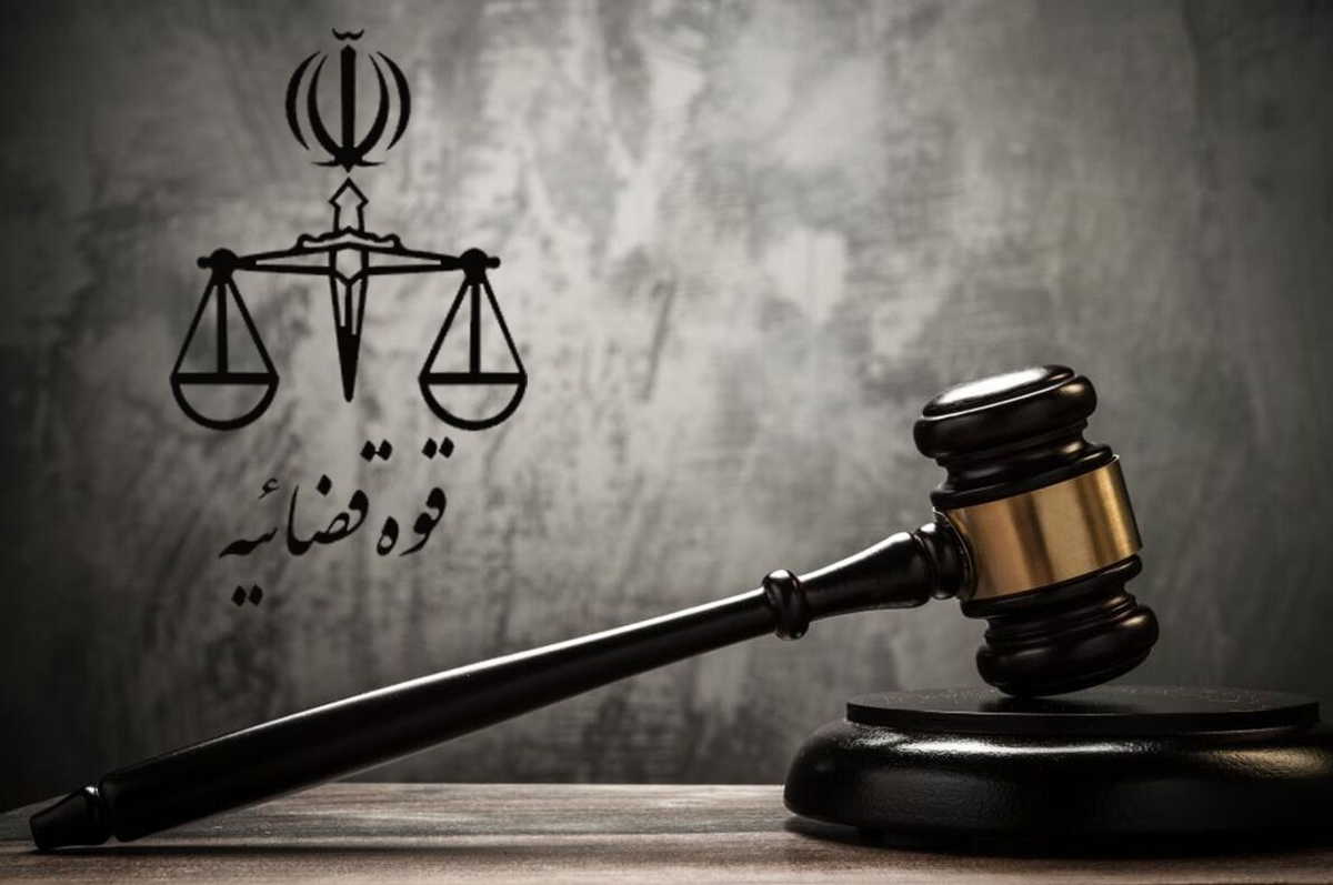 زن سیاهپوش زن سیاهپوش