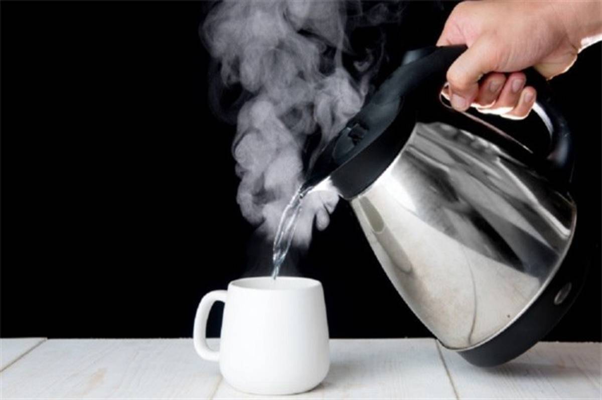 فواید نوشیدن آب داغ فواید نوشیدن آب داغ