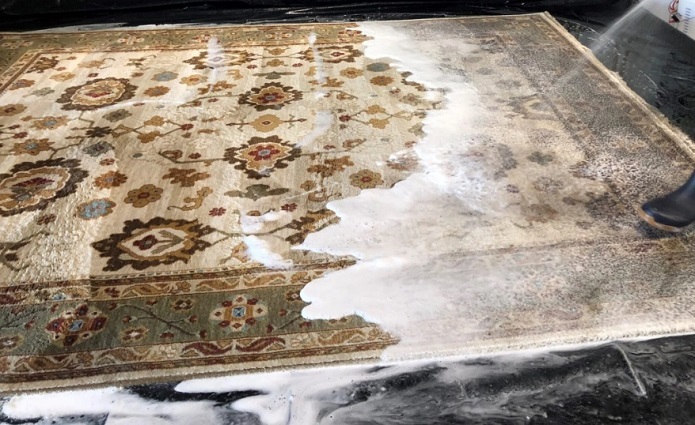 لکه ها را چگونه از فرش پاک کنیم؟ لکه ها را چگونه از فرش پاک کنیم؟