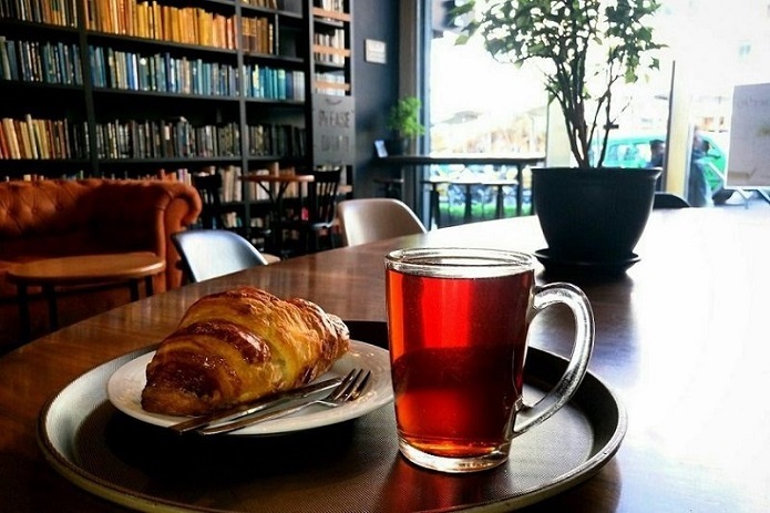 فرهنگ کافه نشینی؛ از گذشته تا امروز فرهنگ کافه نشینی؛ از گذشته تا امروز