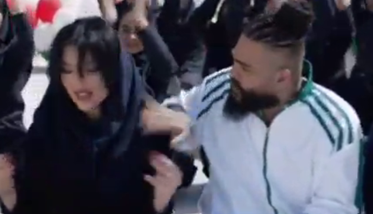 همسر سپهر حیدری در موزیک ویدیوی جدید ساسی مانکن!