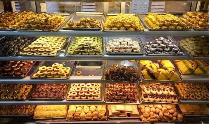 راهنمای خرید شیرینی و آجیل برای عید نوروز