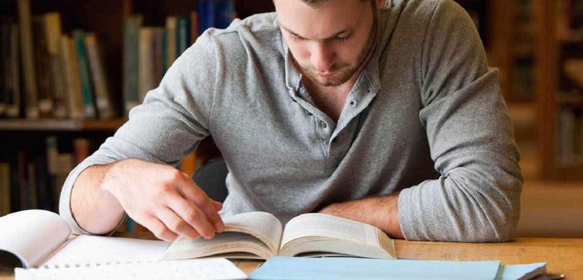 چگونه به یک کتابخوان حرفه ای تبدیل شویم؟ چگونه به یک کتابخوان حرفه ای تبدیل شویم؟