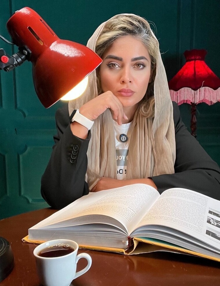 تغییر چهره عارفه معماریان بازیگر سریال «پایتخت» در ۳۳ سالگی + عکس تغییر چهره عارفه معماریان بازیگر سریال «پایتخت» در ۳۳ سالگی + عکس