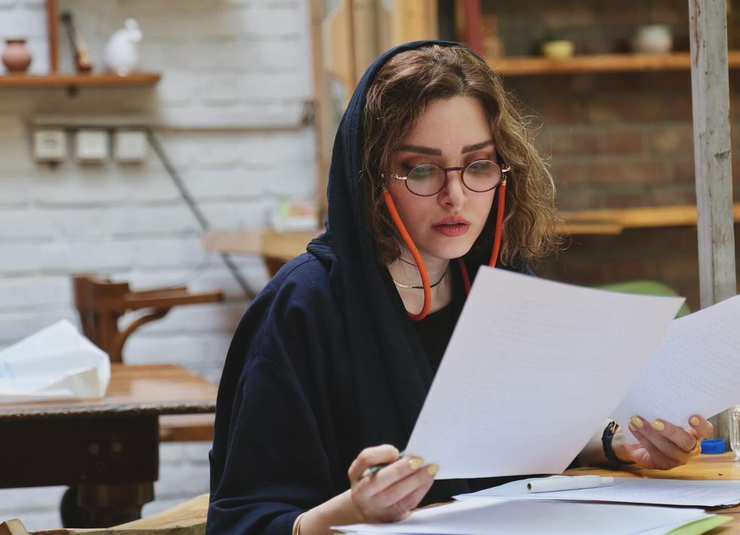 عکسهای جدید بهنوش طباطبایی در تمرین تئاتر عکسهای جدید بهنوش طباطبایی در تمرین تئاتر