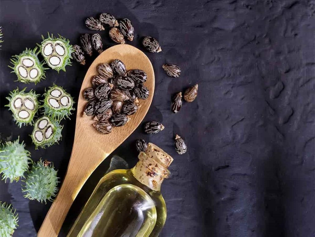 طرز استفاده از روغن کرچک برای تقویت مو طرز استفاده از روغن کرچک برای تقویت مو