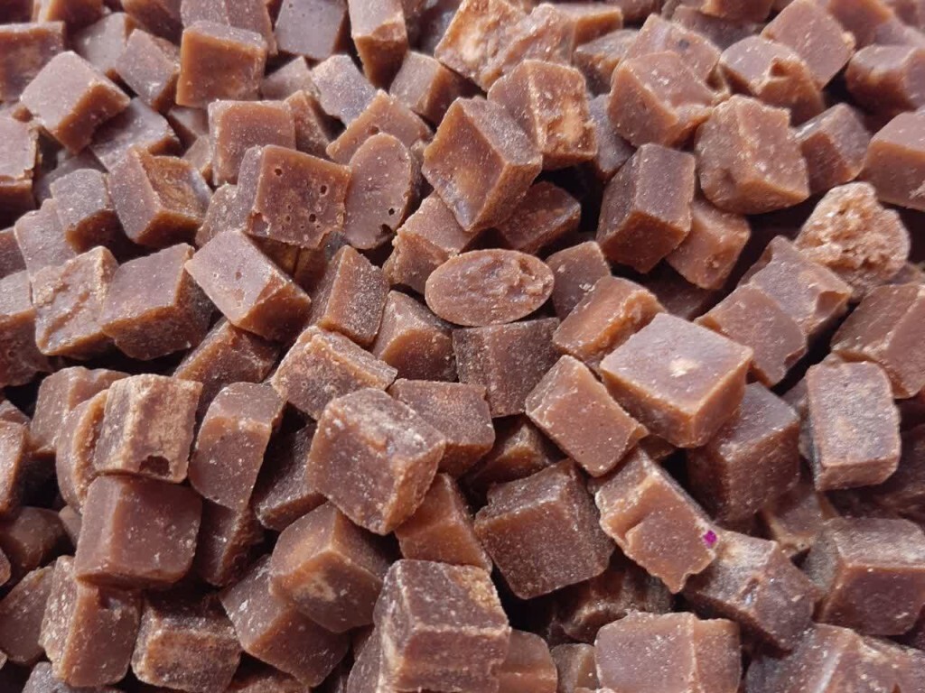 فواید و مضرات شکر قهوه ای