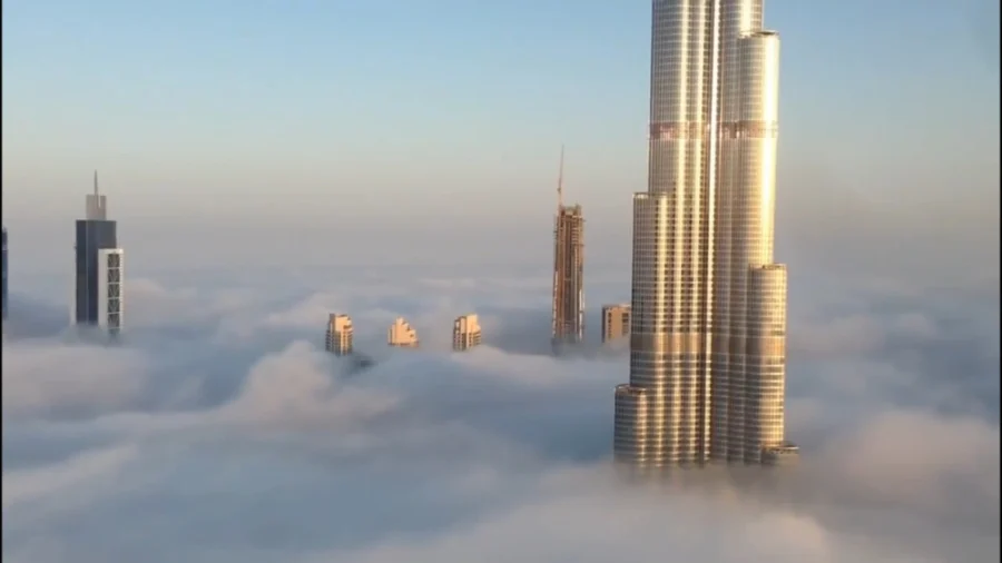 نمای زیبایی از شهر دبی از بالای برج خلیفه + فیلم نمای زیبایی از شهر دبی از بالای برج خلیفه + فیلم