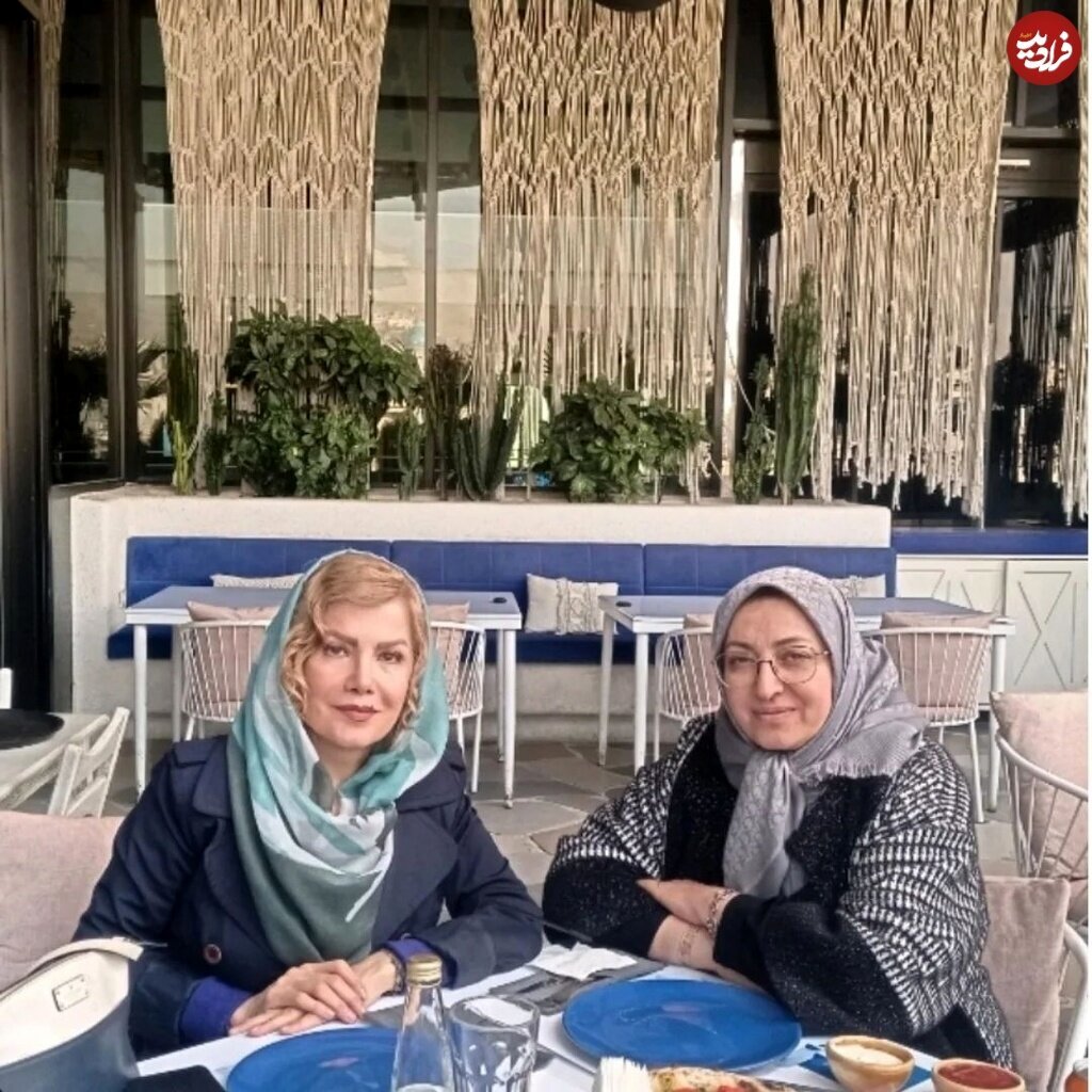 عکس/ تغییر چهره جالب گوینده خبر زن در تلویزیون بعد از گذشت ۲۰ سال در ۵۰ سالگی