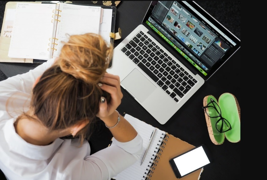 استرس دیجیتال چیست؟ استرس دیجیتال چیست؟