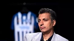 فیلم/ گل یا پوچ بازی کردن عادل فردوسی پور در کافه های کیش