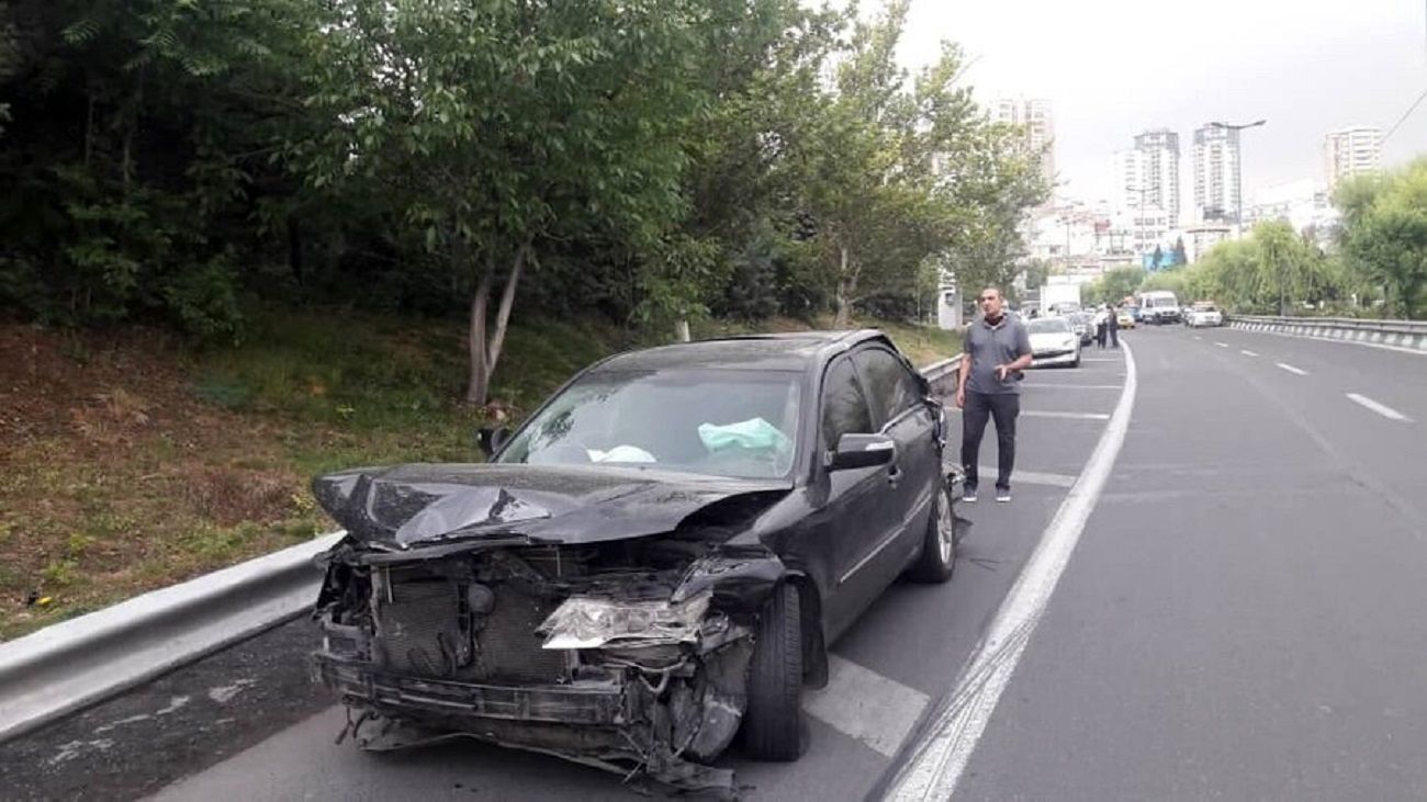 در هنگام تصادف رانندگی چه کنیم؟ در هنگام تصادف رانندگی چه کنیم؟