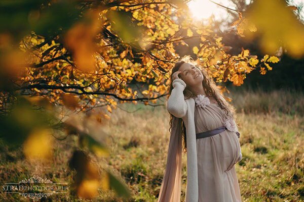 لباس بارداری، برای عکس دوران بارداری چه رنگهایی بپوشیم؟ لباس بارداری، برای عکس دوران بارداری چه رنگهایی بپوشیم؟