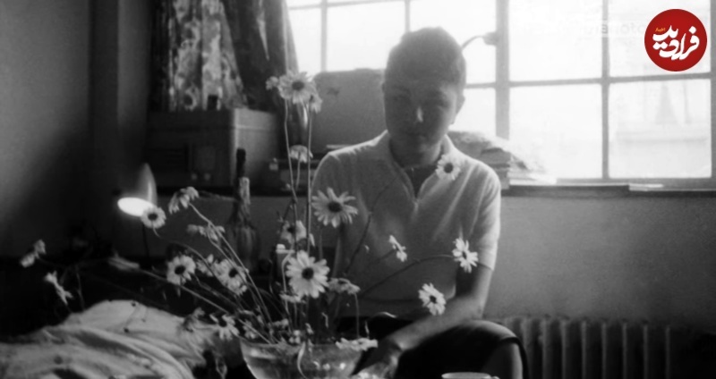 عکسی از ۱۹ سالگی فرح در اتاق دانشجوییاش در پاریس عکسی از ۱۹ سالگی فرح در اتاق دانشجوییاش در پاریس