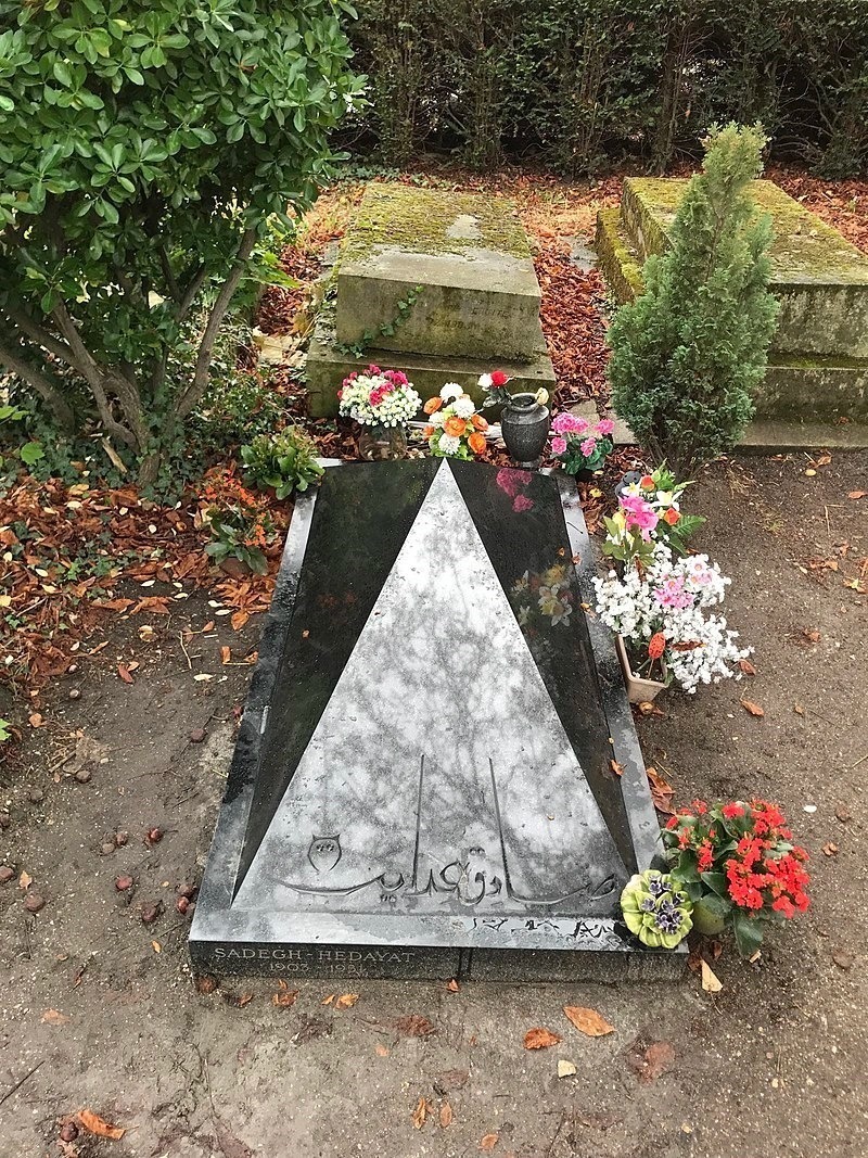 نحوه خودکشی صادق هدایت افشا شد + عکس