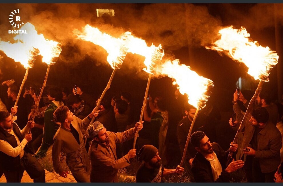 کردها نوروز را با راهپیمایی مشعل جشن گرفتند کردها نوروز را با راهپیمایی مشعل جشن گرفتند