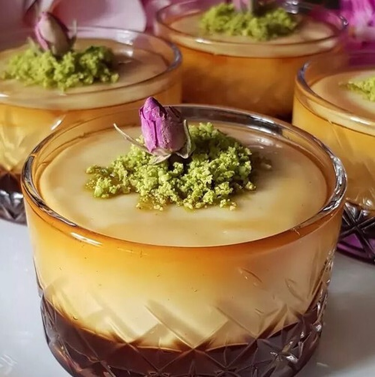 دسر لطیف و خوشمزه برای افطار