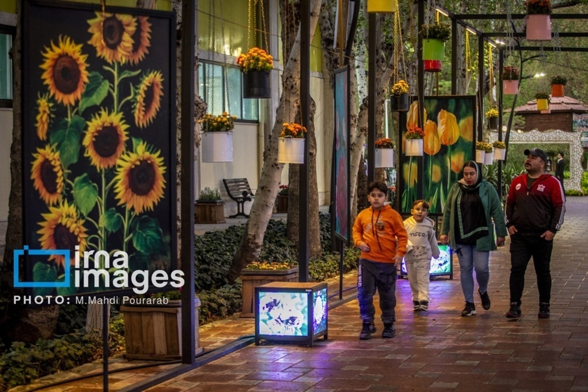 جشنواره لالهها در کرج جشنواره لالهها در کرج