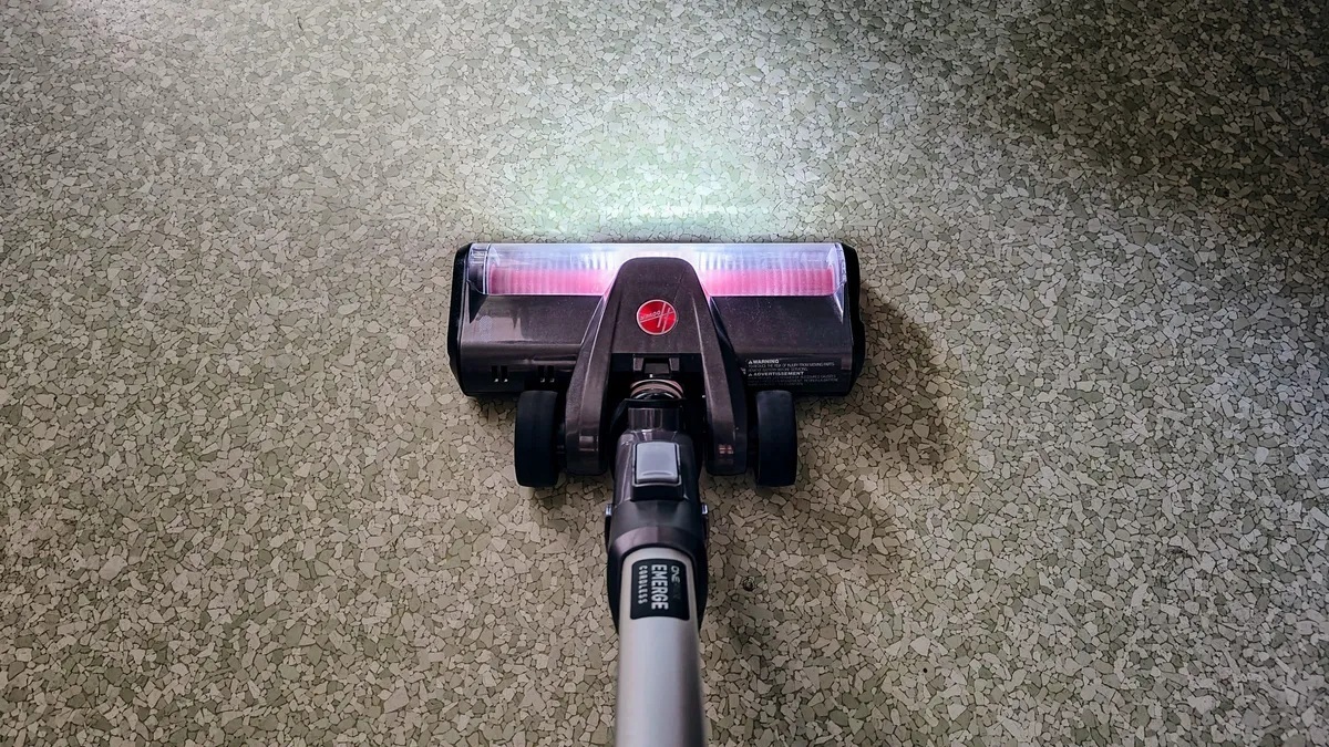 روش صحیح جاروبرقی کشیدن از زبان متخصصان