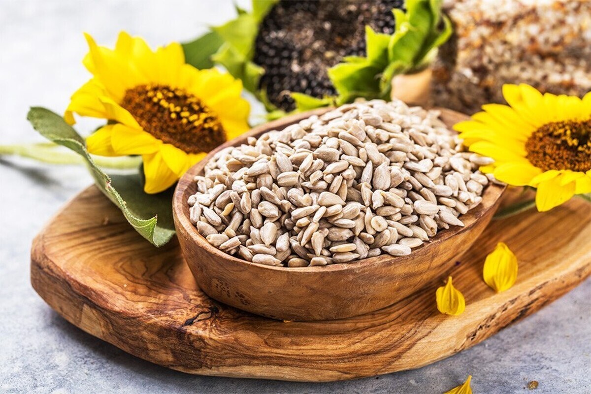 چگونه-با-تخمه-آفتابگردان-قلبی-قویتر-داشته-باشیم چگونه با تخمه آفتابگردان قلبی قویتر داشته باشیم؟