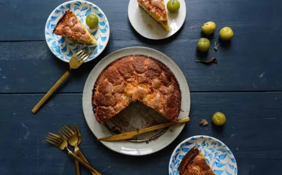 طرز تهیه کیک گوجه سبز