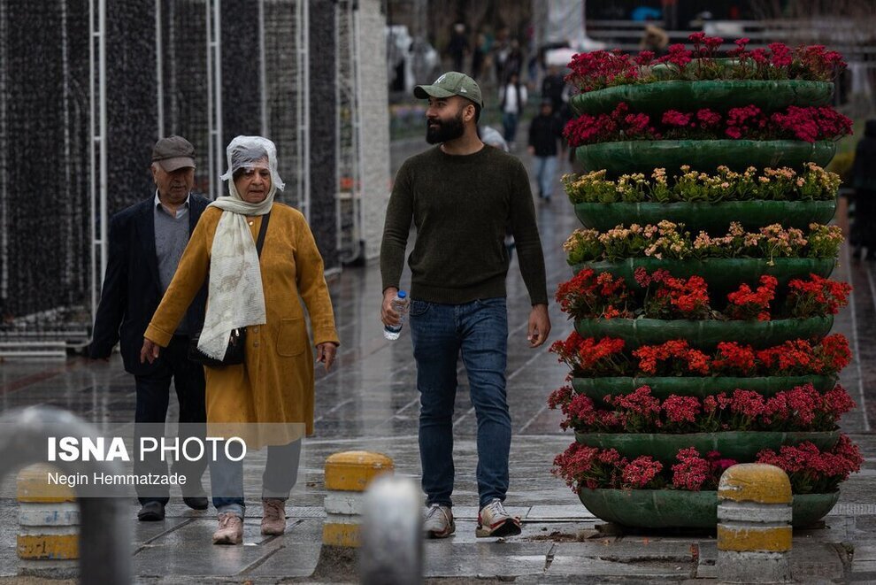 تهران بارانی در روزهای اول فروردین تهران بارانی در روزهای اول فروردین