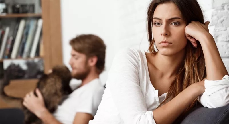 زندگی زوجین چگونه به طلاق سفید منتهی میشود؟ زندگی زوجین چگونه به طلاق سفید منتهی میشود؟