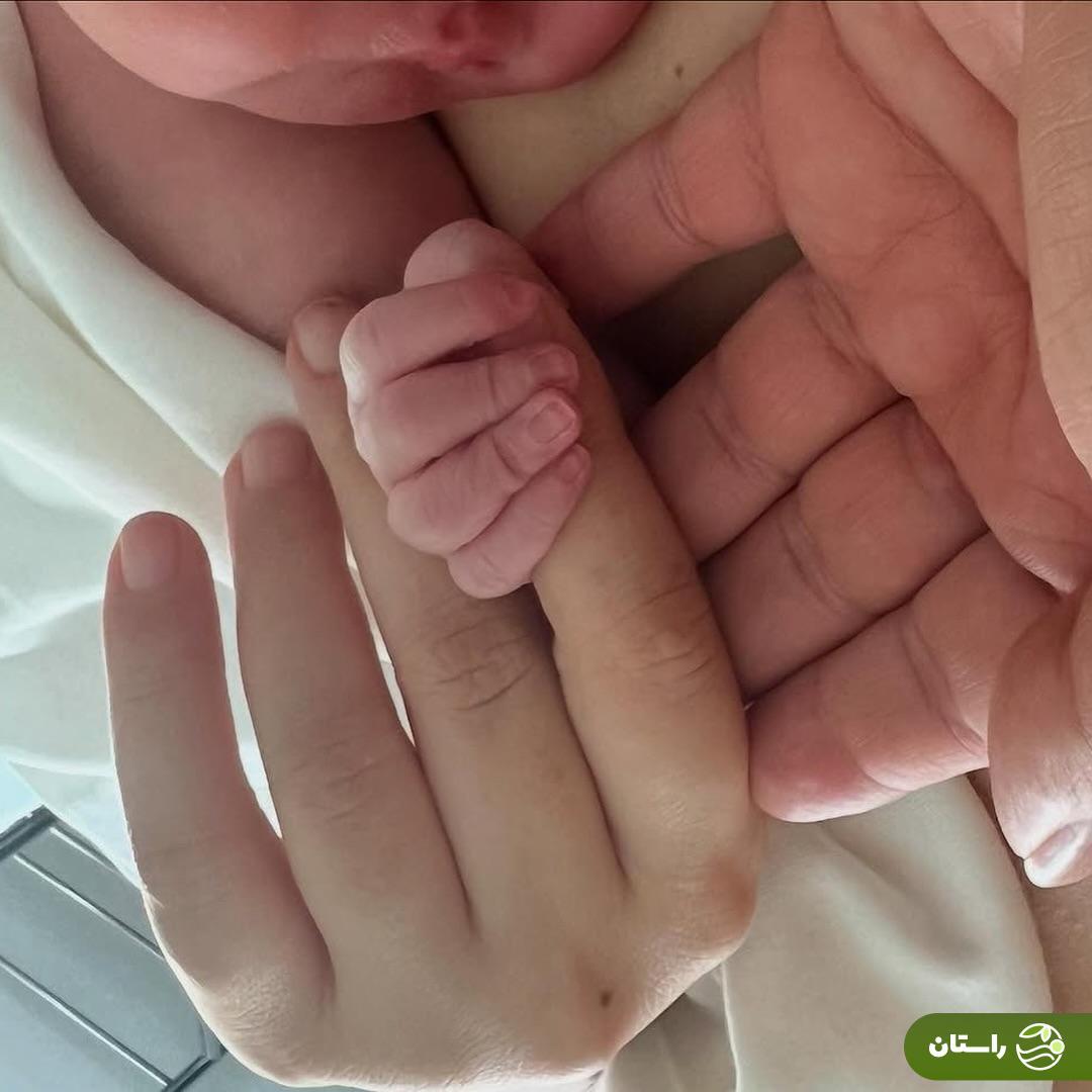 عکس/ دختر پیمان قاسم خانی و همسرش به دنیا آمد عکس/ دختر پیمان قاسم خانی و همسرش به دنیا آمد