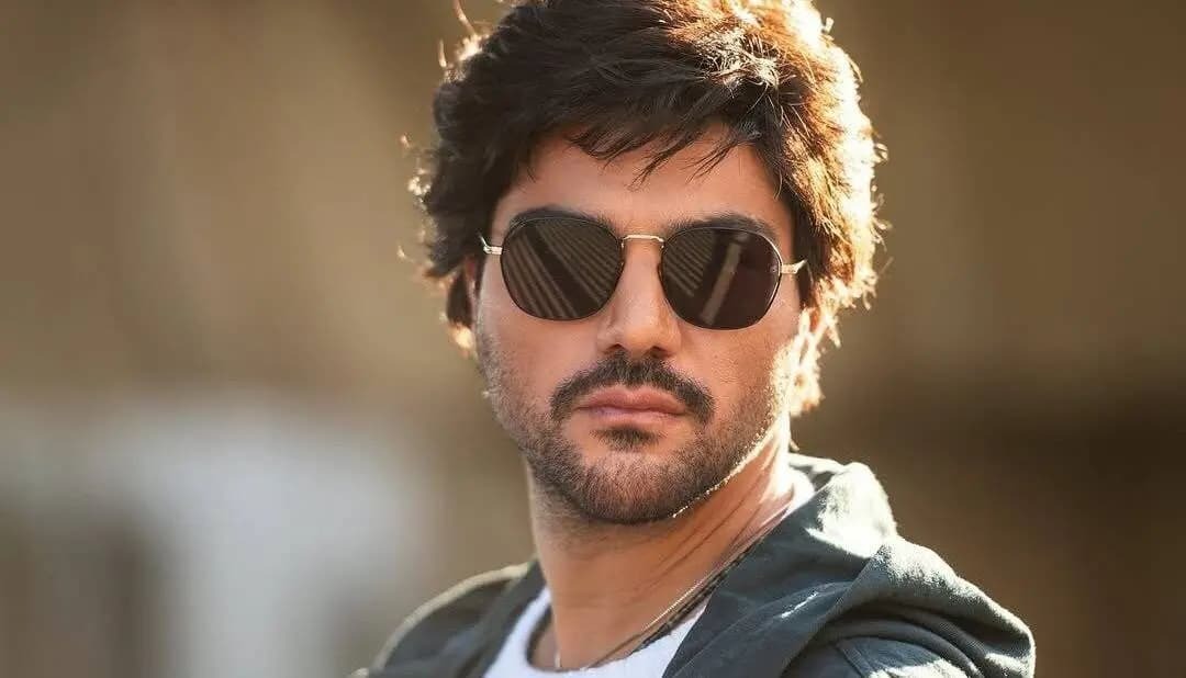 سینا مهراد با چهرهای متفاوت در راه شبکه نمایش خانگی سینا مهراد با چهرهای متفاوت در راه شبکه نمایش خانگی