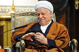 عکس/ هاشمی رفسنجانی در حال اسب‌سواری در دهه ۱۳۷۰