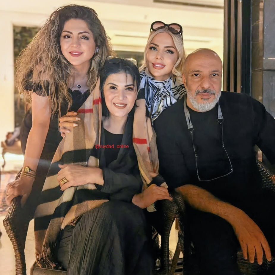 عکس/ قابی صمیمی و جنجالی از امیر جعفری و همسرش در کنار دوستانشان