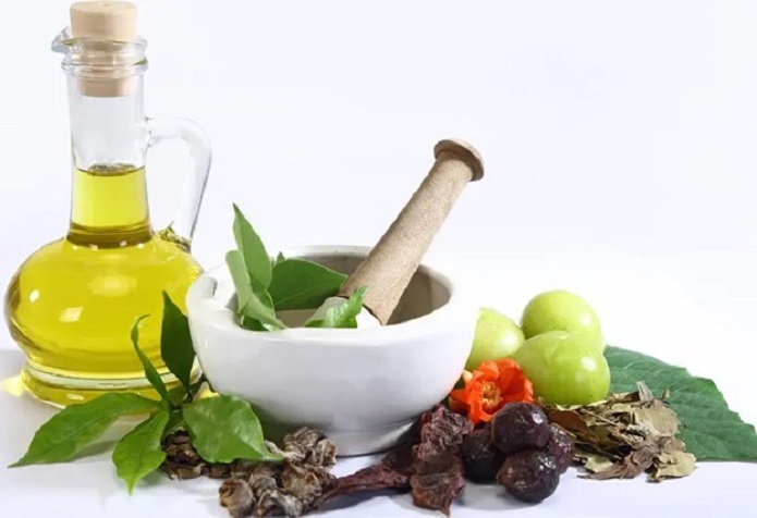 گیاهان مفید در درمان ریزش مو