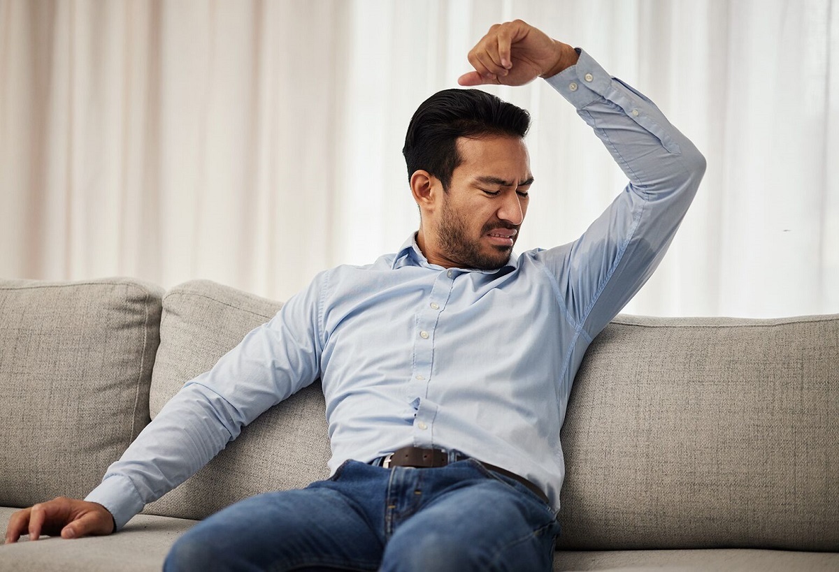 چرا بدن بعضی از افراد بوی بد میدهد؟ چرا بدن بعضی از افراد بوی بد میدهد؟