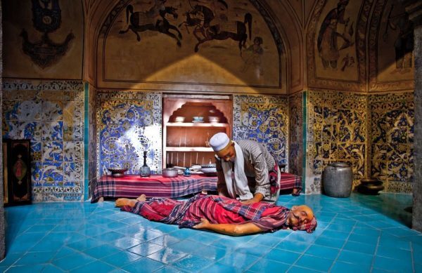 تأثیر گردشگری بر سبک زندگی جوامع محلی