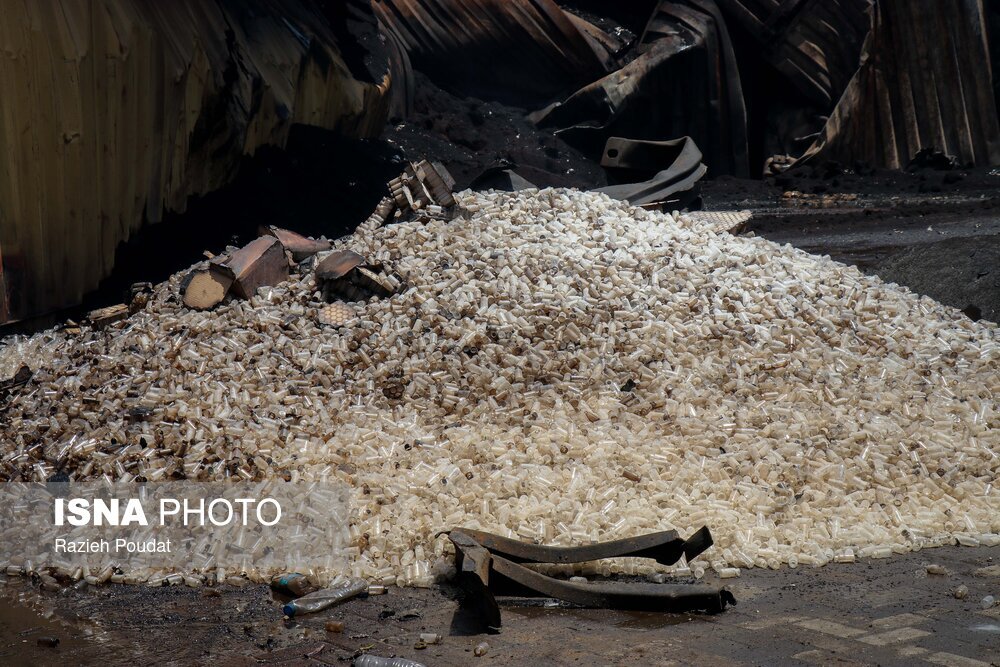 سومین روز از حادثه انفجار در اسکله شهید رجایی - بندر عباس