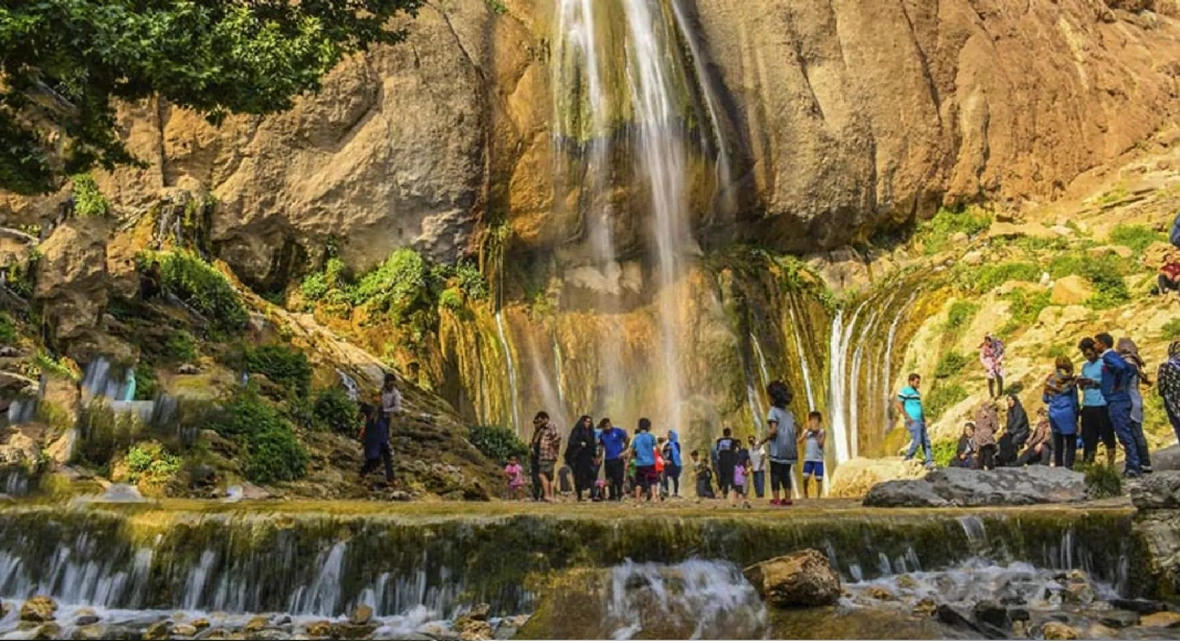 آبشار سمیرم – اصفهان آبشار سمیرم – اصفهان