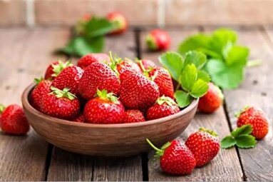 پوست خوب می خواهید؟ توت فرنگی بخورید