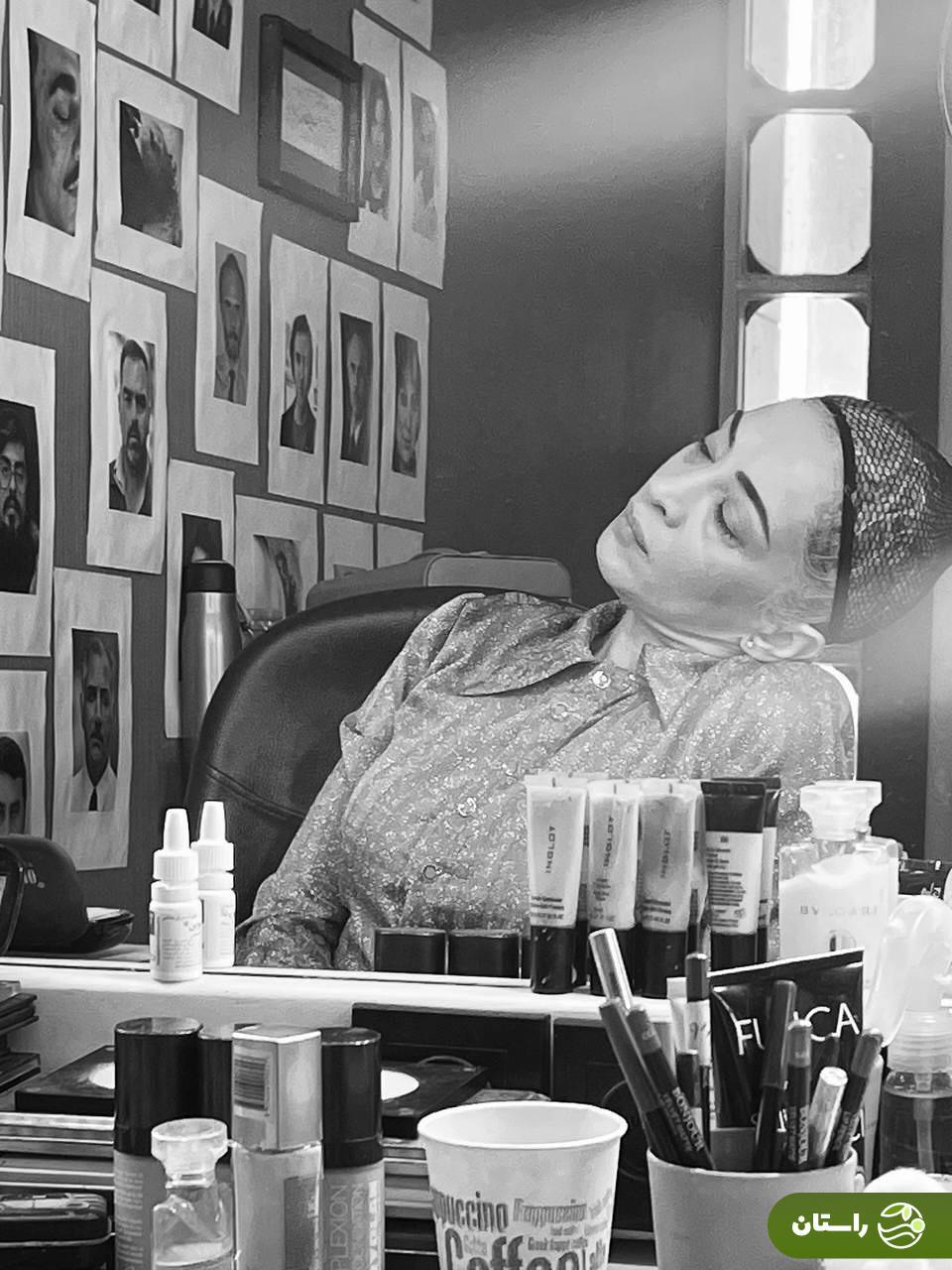 عکس/ پانتهآ پناهیها در اتاق گریم سریال تاسیان عکس/ پانتهآ پناهیها در اتاق گریم سریال تاسیان